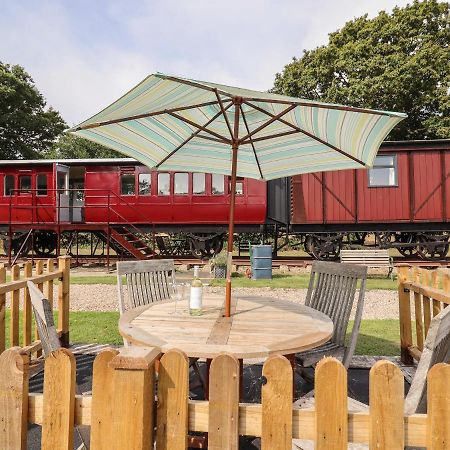 The Carriage At High Barn Heritage Halstead  Bagian luar foto