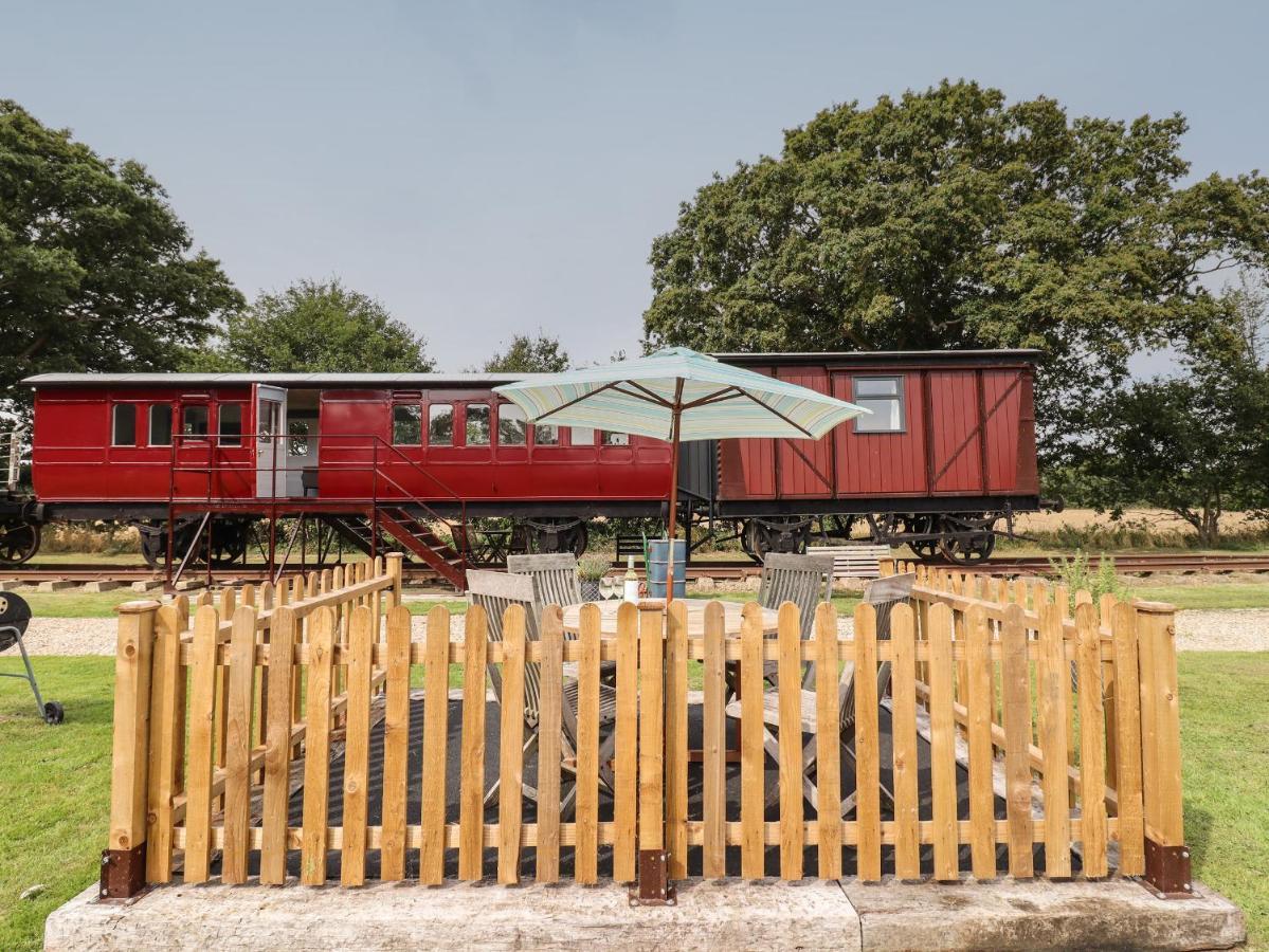 The Carriage At High Barn Heritage Halstead  Bagian luar foto